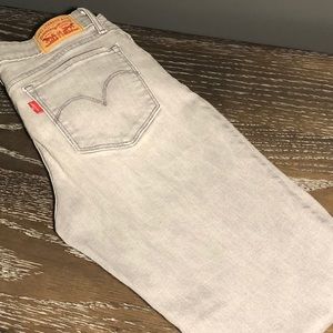 Lightwash gray denim Levi’s